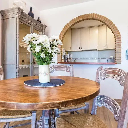 Neptuno Torrecilla Апартаменты Нерха